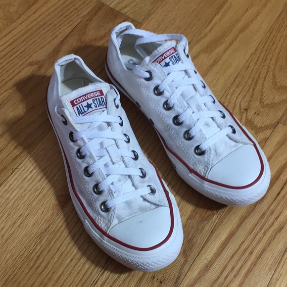Converse Shoes - Converse All Star White Women's Chucks Size 8